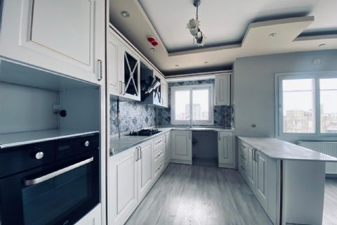 KARİZMA'DAN MERKEZ MH DE LÜKS KİRALIK 4+1