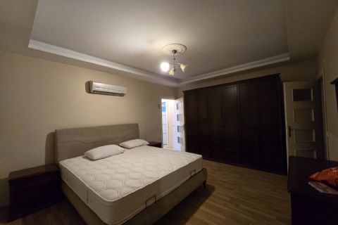 KARİZMA'DAN MERKEZ MH DE SİTE İÇİ GENİŞ KOMBİLİ EŞYASIZ 3+1