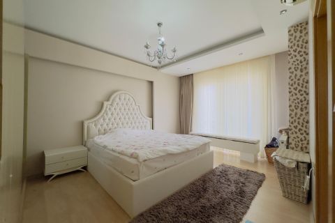 KARİZMA'DAN MERKEZ MH DE SİTE İÇİ HAVUZLU LÜKS 4+1
