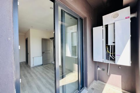 KARİZMA'DAN MERKEZİ KONUM HAVUZLU TEK BLOK 2+1