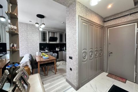 KARİZMA'DAN MERKEZİ KONUM HAVUZLU TEK BLOK 2+1