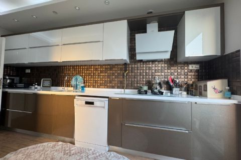 KARİZMA'DAN MERKEZİ KONUMDA BAĞIMSIZ MUTFAK LÜKS 2+1