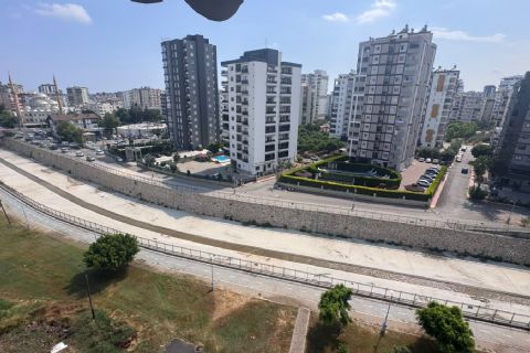 KARİZMA'DAN MERKEZİ KONUMDA CEPHELERİ AÇIK BAĞIMSIZ MUTFAKLI GENİŞ 3+1