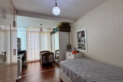 KARİZMA'DAN Merkezi Konumda, Havuzlu ve Teraslı 3+1