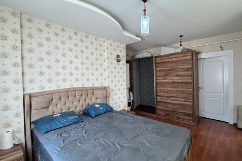 KARİZMA'DAN Merkezi Konumda, Havuzlu ve Teraslı 3+1