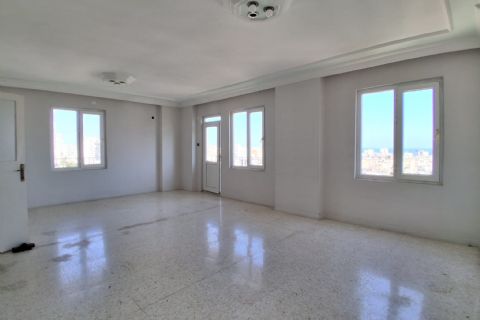 KARİZMA'DAN MERKEZİ KONUMDA SİTE İÇERİSİNDE GENİŞ 3+1 DAİRE