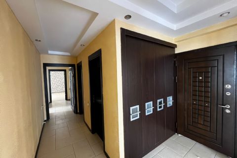 KARİZMA'DAN MERKEZİ LOKASYONDA GENİŞ 3+1 DAİRE