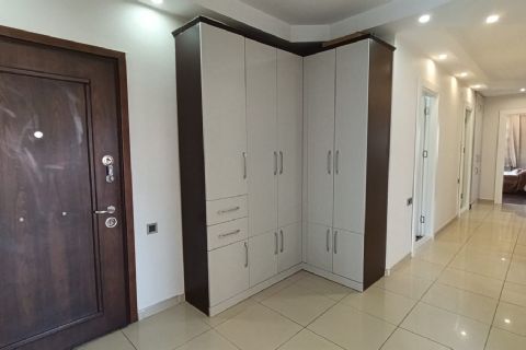 KARİZMA'DAN MERKEZİ LOKASYONDA VE DOĞA MANZARALI ÖNÜ AÇIK FULL EŞYALI 3+1