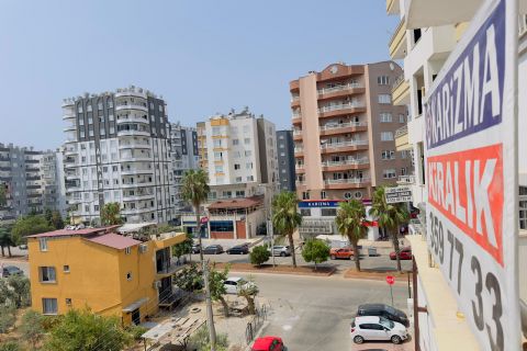 KARİZMA'DAN MEZİTLİ BANKALAR DURAĞI GMK CEPHELİ 2+1 OFİS