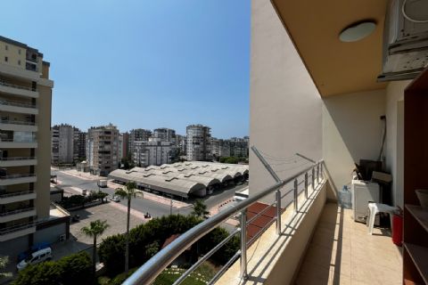 KARİZMA'DAN MEZİTLİ MENDERES'TE GENİŞ VE FERAH 3+1