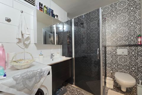 KARİZMA'DAN MEZİTLİ MERKEZ'DE GENİŞ VE MASRAFSIZ 2+1