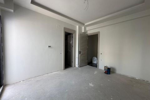 KARİZMA'DAN MEZİTLİ MERKEZ'DE SIFIR HAVUZLU LÜKS 2+1