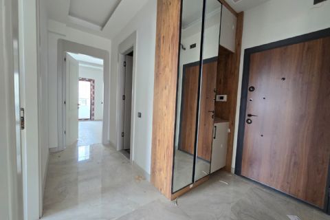 KARİZMA'DAN MEZİTLİ MERKEZ'DE SIFIR HAVUZLU LÜKS 2+1