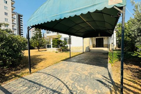 KARİZMA'DAN MEZİTLİ YENİ MH 1.50 YOĞUNLUK KÖŞE BAŞI ARSA