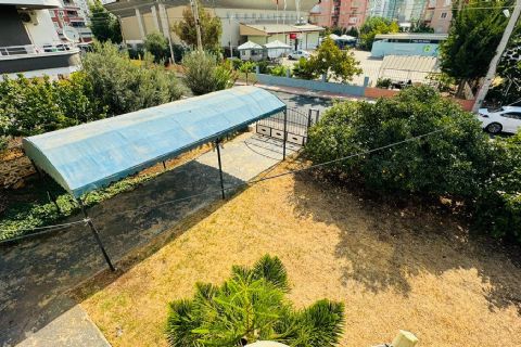 KARİZMA'DAN MEZİTLİ YENİ MH 1.50 YOĞUNLUK KÖŞE BAŞI ARSA