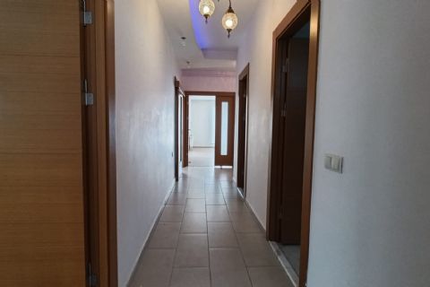 KARİZMA'DAN MEZİTLİ'DE SİTE İÇERİSİNDE MERKEZİ KONUMDA GENİŞ 3+1