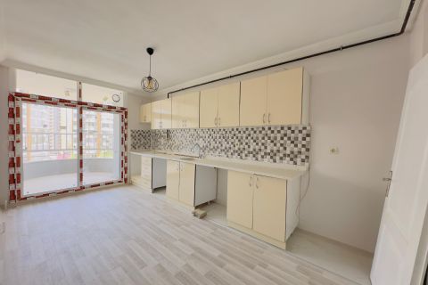 KARİZMA'DAN MEZİTLİ'DE SİTE İÇİ HAVUZLU BAĞIMSIZ 2+1