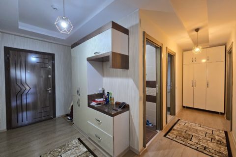KARİZMA'DAN MEZİTLİ'DE TAM DONANIMLI SİTEDE BAKIMLI MASRAFSIZ VE NEZİH SİTEDE 2+1