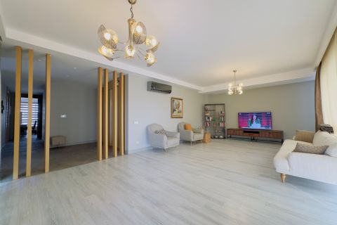 KARİZMA'DAN MODERN MİMARİSİYLE HAVUZLU SİTE KONFORLU YAŞAM
