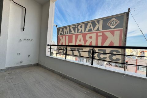 KARİZMA'DAN MÜKEMMEL KONUMDA SIFIR 1+1 
