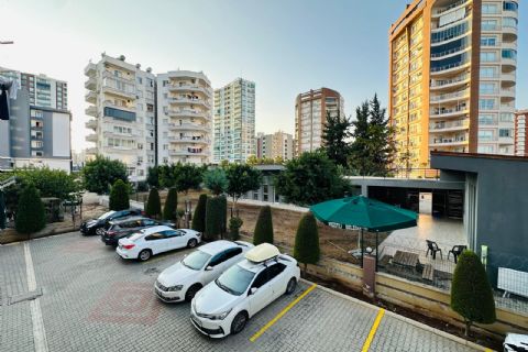 KARİZMA'DAN MÜSTAKİL TADINDA HAVUZLU PEYZAJA HAKİM GENİŞ 3+1