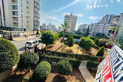 KARİZMA'DAN MÜSTAKİL TADINDA HAVUZLU PEYZAJA HAKİM GENİŞ 3+1