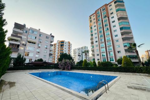 KARİZMA'DAN MÜSTAKİL TADINDA HAVUZLU PEYZAJA HAKİM GENİŞ 3+1