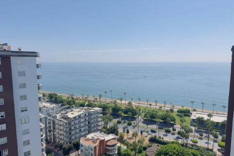 KARİZMA'DAN ÖNER KONUTLARINDA DENİZ MANZARALI DAİRE
