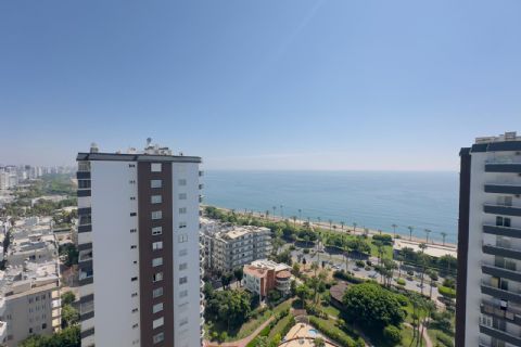 KARİZMA'DAN ÖNER KONUTLARINDA DENİZ MANZARALI DAİRE