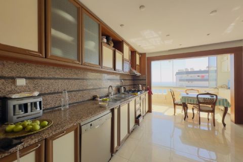 KARİZMA'DAN ÖNER KONUTLARINDA DENİZ MANZARALI DAİRE