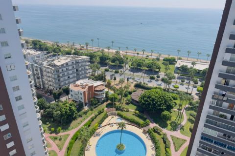 KARİZMA'DAN ÖNER KONUTLARINDA DENİZ MANZARALI DAİRE