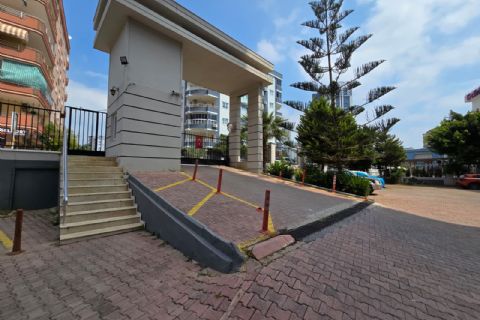 KARİZMA'DAN PALM CİTY CİVARI GENİŞ CEPHELERİ AÇIK 3+1