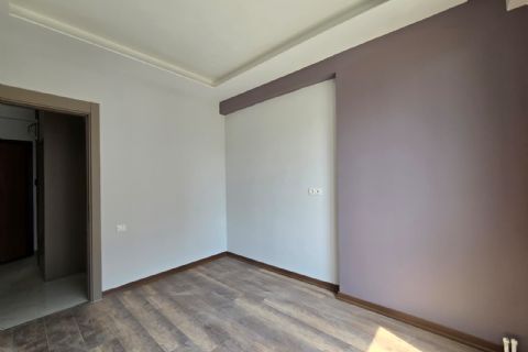 KARİZMA'DAN PALM CİTY CİVARI GENİŞ CEPHELERİ AÇIK 3+1