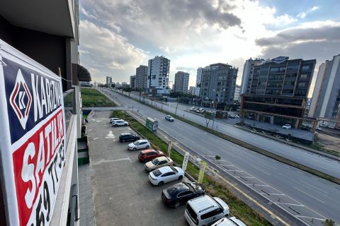 KARİZMA'DAN RİTİM OFİSTE TIP FAKÜLTESİ YAKINI GÜNEY CEPHELİ