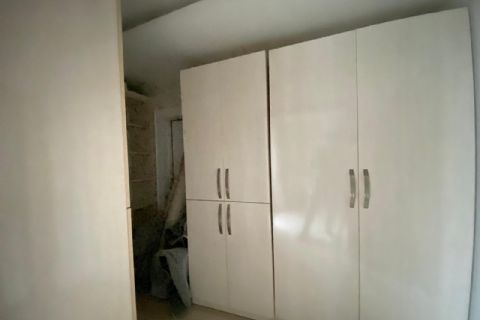 KARİZMA'DAN SAHİLE YAKIN HER KAT TEK DAİRE DOĞALGAZLI 4+1