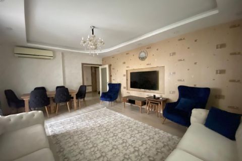 KARİZMA'DAN SAHİLE YAKIN HER KAT TEK DAİRE DOĞALGAZLI 4+1