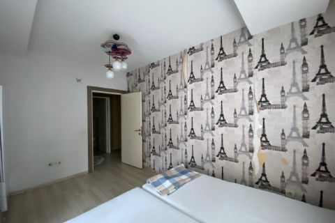 KARİZMA'DAN SAHİLE YAKIN HER KAT TEK DAİRE DOĞALGAZLI 4+1