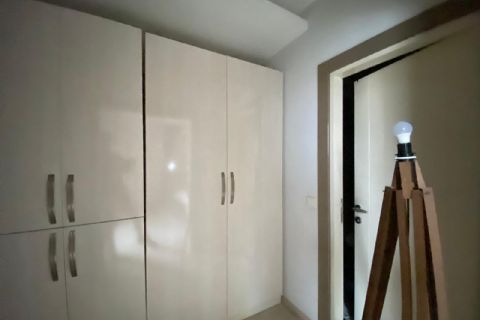 KARİZMA'DAN SAHİLE YAKIN HER KAT TEK DAİRE DOĞALGAZLI 4+1