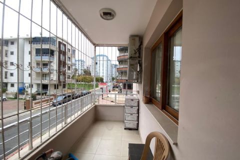 KARİZMA'DAN SAHİLE YAKIN HER KAT TEK DAİRE DOĞALGAZLI 4+1