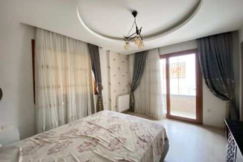 KARİZMA'DAN SAHİLE YAKIN HER KAT TEK DAİRE DOĞALGAZLI 4+1