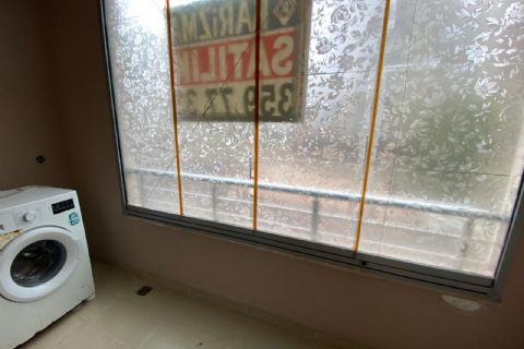 KARİZMA'DAN SAHİLE YAKIN HER KAT TEK DAİRE DOĞALGAZLI 4+1