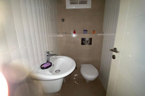 KARİZMA'DAN SAHİLE YAKIN HER KAT TEK DAİRE DOĞALGAZLI 4+1