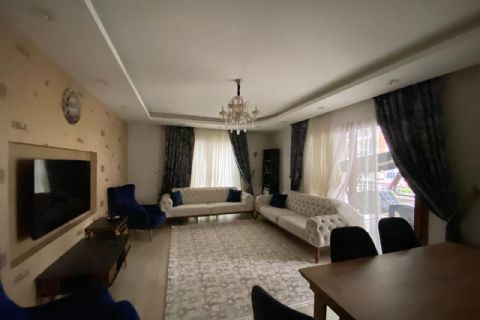 KARİZMA'DAN SAHİLE YAKIN HER KAT TEK DAİRE DOĞALGAZLI 4+1
