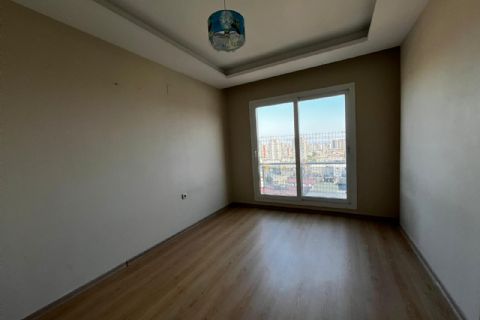 KARİZMA'DAN SESSİZ SAKİN BİR SİTE İÇERİSİNDE 4+1 DAİRE