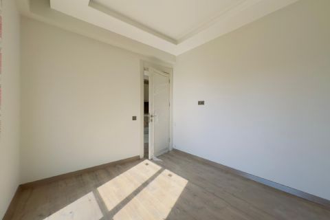 KARİZMA'DAN SIFIR LÜKS YAPIDA SİTE İÇİ KİRALIK 1+1