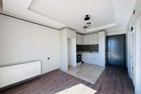 KARİZMA'DAN SIFIR LÜKS YAPIDA SİTE İÇİ KİRALIK 1+1