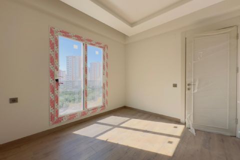 KARİZMA'DAN SIFIR LÜKS YAPIDA SİTE İÇİ KİRALIK 1+1