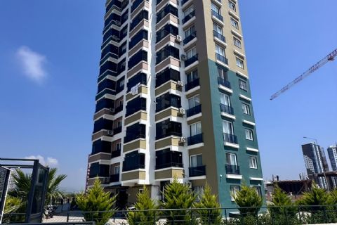 KARİZMA'DAN SİTE İÇERİSİNDE HAVUZLU DENİZ MANZARALI SIFIR 1+1