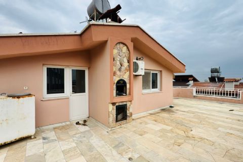 KARİZMA'DAN SİTE İÇERİSİNDE HAVUZLU GENİŞ TERASLI TRİPLEKS VİLLA