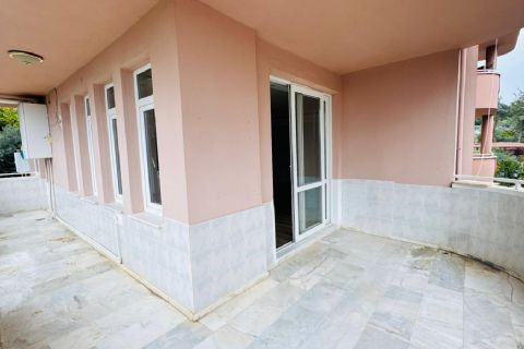KARİZMA'DAN SİTE İÇERİSİNDE HAVUZLU GENİŞ TERASLI TRİPLEKS VİLLA